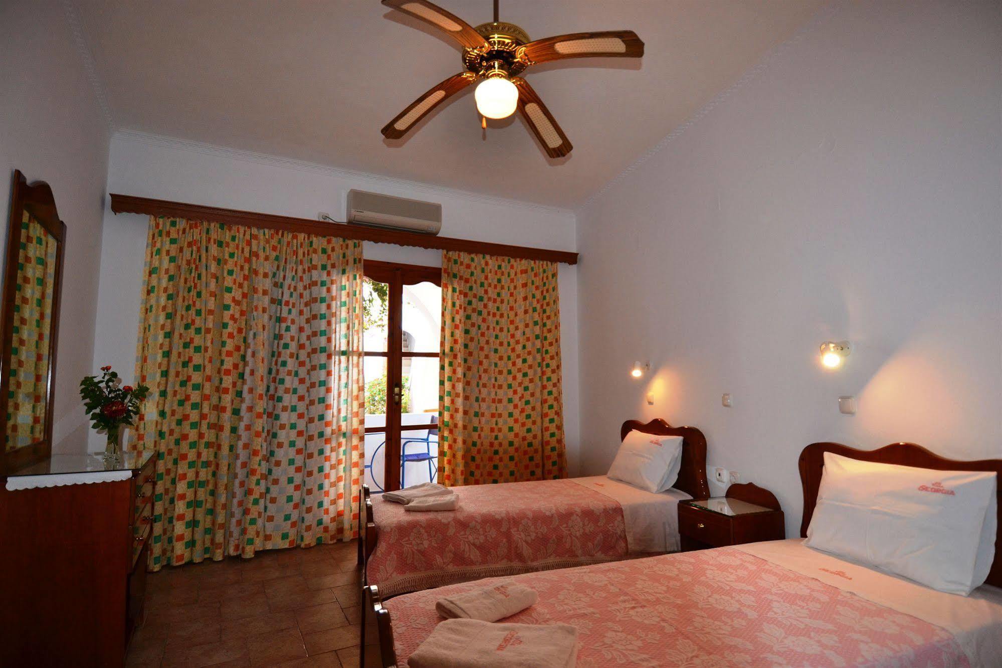 פריסה Villa Georgia מראה חיצוני תמונה